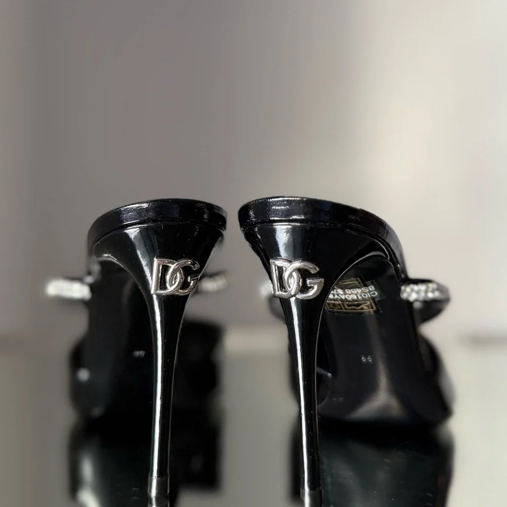 New DOLCE & GABBANA Crystal Mules in Patent Leather - Picture 10 of 15
